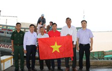 Cờ Tổ quốc và Mai Vàng nhân ái đến với Sóc Trăng