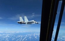 Máy bay quân sự Mỹ - Trung chạm trán trên biển Đông