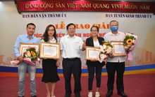 Báo Người Lao Động đoạt 4 giải cuộc thi viết Tình người nơi tuyến đầu phòng, chống dịch Covid-19
