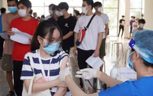 VIDEO: Ký túc xá tổ chức tiêm vắc-xin phòng Covid-19 cho sinh viên