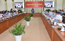 Đột phá để phục hồi kinh tế (*): Nhiều góp ý cho đề án xây dựng trung tâm tài chính