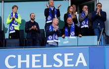 Chính phủ Anh phong tỏa tài sản, tỉ phú Abramovich hết cửa rao bán Chelsea