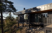 Căn nhà ngập nắng giữa rừng thông Thụy Điển