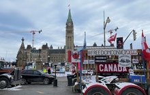 Thủ đô Canada ban bố tình trạng khẩn cấp