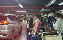 Phó Thủ tướng yêu cầu khắc phục tình trạng cò mồi, taxi dù tại các sân bay