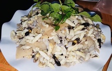 Ong rừng xào măng
