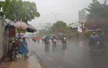 TP HCM: Quận 12, Hóc Môn, Bình Chánh, Củ Chi sắp có mưa dông, sét
