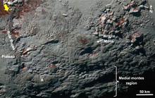 NASA chụp được bề mặt hành tinh thứ chín đầy núi lửa băng