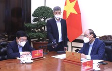 Chủ tịch nước Nguyễn Xuân Phúc chủ trì họp về việc đưa người Việt từ Ukraine về nước
