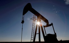 Nga cảnh báo giá dầu 300 USD/thùng nếu Nga bị trừng phạt