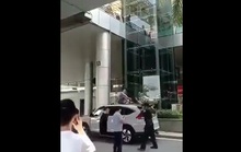 Người đàn ông nhảy lầu ngay trước mặt vợ con ở sân bay Đà Nẵng