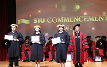 Trường ĐH Quốc tế Sài Gòn trao bằng tốt nghiệp cho tân cử nhân, thạc sĩ