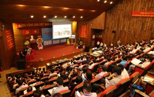 300 cháu bé được sinh ra từ nhiều ca ghép thận thành công