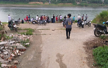 Ra sông chơi, bé trai 8 tuổi đuối nước tử vong, bé 4 tuổi mất tích