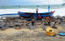 Cận cảnh người miền Trung bị thiệt hại nặng do mưa lũ dị thường