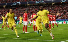 Tân binh lập công, Liverpool thắng vùi dập chủ nhà Benfica