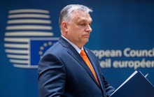 EU sửa kế hoạch cấm dầu mỏ Nga, nhượng bộ Hungary, Slovakia, Czech