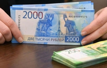 Chuyên gia Nga bàn về sự phục hồi bí ẩn của đồng rúp