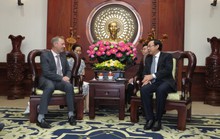 Bí thư Thành ủy TP HCM tiếp Đại sứ Vương quốc Anh tại Việt Nam