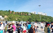Tour nước ngoài bắt đầu nóng