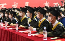 Trung Quốc: Sinh viên tốt nghiệp giữa bão thất nghiệp