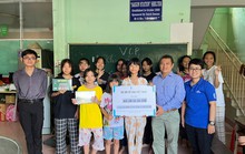 Từ Hoàng Thông và dự án cờ xã hội cho trẻ em