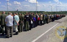 Nga - Ukraine trao đổi tù nhân lớn nhất kể từ khi xung đột