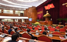 Bộ Chính trị triệu tập Hội nghị Trung ương bất thường