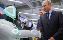 Tổng thống Putin: Phương Tây không thể cô lập Nga