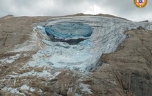 Sông băng ở dãy Alps sụp đổ: 30 người thương vong, mất tích