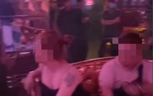 Dân chơi ngơ ngác khi công an đột kích quán bar ở quận Gò Vấp