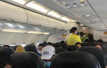 Máy bay bay 5 vòng không thể hạ cánh xuống TP HCM, phải quay đầu ra Cam Ranh