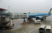 Mùa mưa bão, hàng không làm gì để đảm bảo an toàn bay?