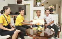 Mai vàng nhân ái đến thăm nghệ nhân, nghệ sĩ ở Bình Thuận