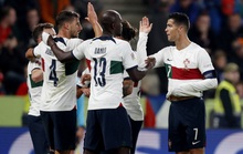 Dàn sao Man United tỏa sáng, Bồ Đào Nha mơ vé bán kết Nations League