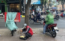 Khổ sở tìm shipper giao hàng ngày cận Tết