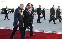 Tổng thống Vladimir Putin đến Kyrgyzstan