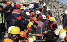 Thảm họa động đất: Những trường hợp khiến đội cứu hộ sửng sốt