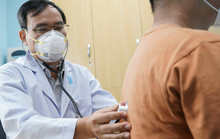 Dịch COVID-19 hôm nay: Số ca nhiễm tăng vọt ngày cuối tuần