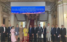 Quyền Thị trưởng TP Frankfurt ấn tượng với sự hiếu khách của người Việt Nam