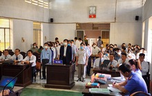 Xét xử 16 bị cáo tại Sở Y tế tỉnh Đắk Lắk: Vì sao 1 phó giám đốc không phải chịu trách nhiệm?
