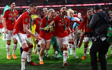 6 phút bùng nổ, Man United giành danh hiệu vô địch đầu tiên sau 6 năm