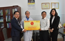 “Mai Vàng tri ân” đến với GS-BS Trần Đông A, GS-BS Nguyễn Chấn Hùng