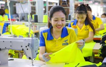 Giảm tuổi hưu sẽ ngăn được làn sóng rút BHXH một lần