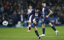 Messi lại hóa người hùng giúp PSG giành chiến thắng