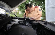 Nhận lệnh chi viện đăng kiểm, CSGT phía Nam có mặt tại Hà Nội ngay trong đêm