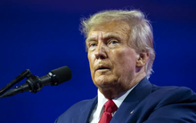 Tuyên bố sắp bị bắt, ông Trump tiên hạ thủ vi cường?