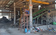 Tìm thấy trang sức trị giá 6,5 chỉ vàng trong nhà máy rác
