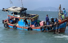Chìm tàu đánh cá trên biển Cần Giờ, một ngư dân tử vong