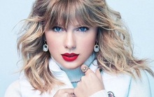 Taylor Swift được vinh danh, Kim Hee Ae tái xuất